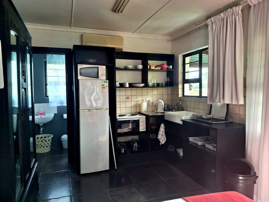 7 Bedroom Property for Sale in Baysville Eastern Cape
